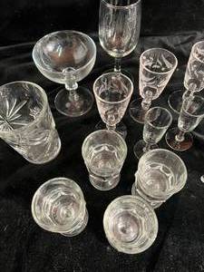 lot 29 image: Assorted Glassware Lot 3