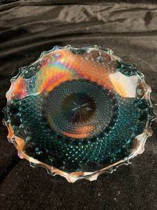 lot 33 image: Vintage Indiana Carnival Glass Bowl