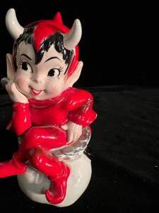 lot 52 image: Vintage 1950s Lefton Devil Coin Bank