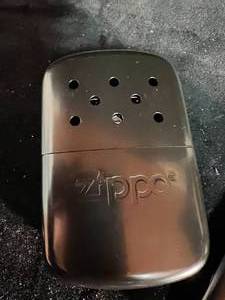 lot 57 image: Zippo Hand Warmers