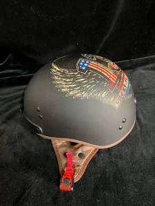 lot 140 image: Harley Davidson Helmet Lucky Thirteen