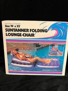 lot 114 image: Pair of 2 Suntanner Folding Lounge Chair