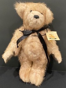 lot 108 image: Gus Toybox Artisan Crafted Mink Teddy Bear named Toby