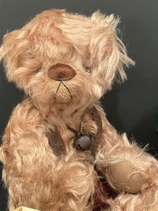 lot 98 image: Two Handcrafted Teddybears by Peggys Teddies Thurman and Ricky