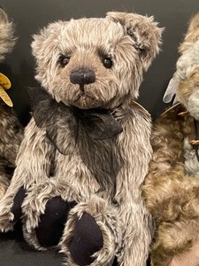 lot 93 image: Charlie Bear Blair, Charlie Bear Macy and Charlie Bear Kieren