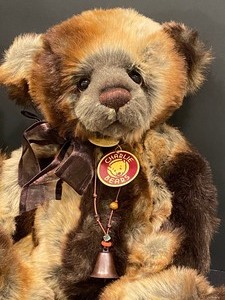 lot 90 image: Charlie Bear Jimbob and Charlie Bear Fabian