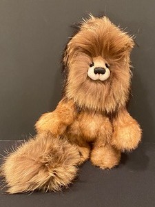 lot 34 image: Handcrafted Teddybear by DiBears - Little Leo