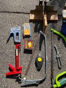 lot 236 image: Garage Stuff Lot