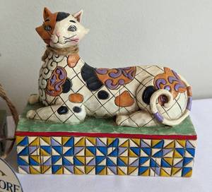 lot 68 image: Five Jim Shore Heartwood Creek Cat Figurines including Jim Shore Victoria, Jim Shore Having a Ball & More