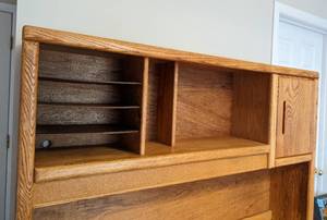 lot 112 image: Oak Office Desk