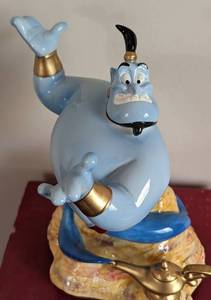 lot 156 image: Disneys Aladdin Genie Music Box