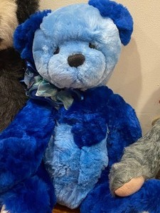 lot 227A image: Three Artisan Bears by DiBears