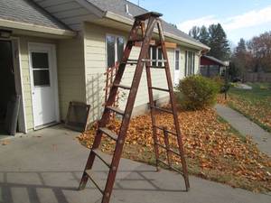 8 wood ladder...