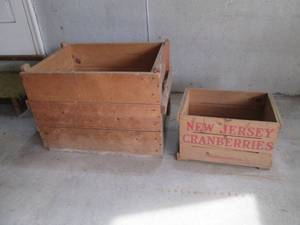 2 Wood crates, the largest is 19 x ...
