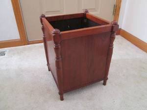 Wood decorative storage box measuri...