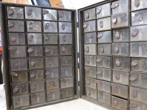 lot 30 image: Tool Chest