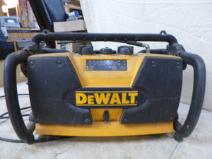lot 33 image: DeWalt Work Site RadioCharger