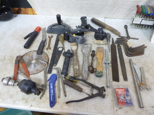 lot 71 image: Miscellaneous Tools