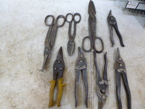 lot 73 image: Miscellaneous Snips