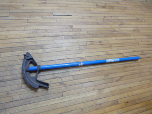lot 95 image: Ideal Bending Guide