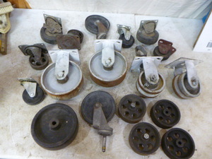 lot 98 image: Miscellaneous Casters