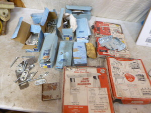 lot 102 image: Miscellaneous Hardware