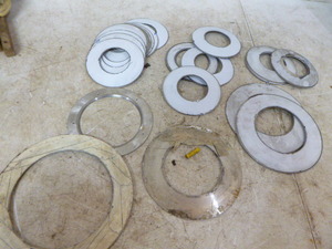 lot 112 image: Miscellaneous Metal Pieces