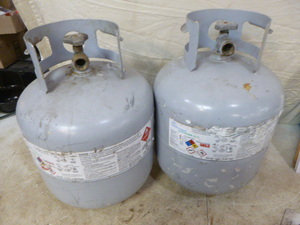 lot 124 image: 2 Propane Tanks
