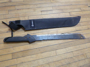 lot 151 image: Gerber Machete