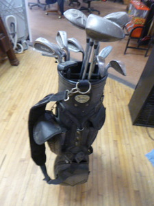 lot 184 image: Spaulding Golf Clubs