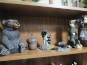 Bear decorative figures...