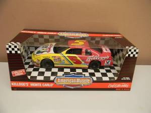 AMERICAN MUSCLE - 118  SCALE DIE CAST - KELLOGGS MONTE CARLO - COLLECTORS EDITION