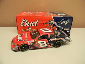ACTION COLLECTABLES - 124  SCALE DIE CAST - DALE EARNHARDT JR #8 BUDWEISER - 2005 MONTE CARLO CLUB CAR