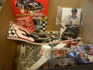 CLUB E - 2000 DALE EARNHARDT FAN CLUB KIT