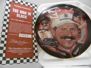 THE HAMILTON COLLECTION- THE MAN IN BLACK - COLLECTORS PLATE - COA
