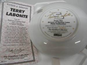 THE HAMILTON COLLECTION - TERRY LABONTEFROM THE DRIVERS OF VICTORY LANE - COLLECTORS PLATE - COA