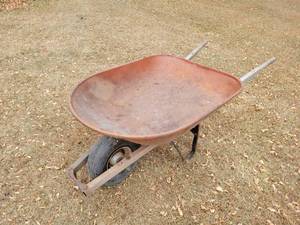 lot 211 image: Wheelbarrow - NO SHIPPING