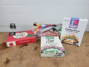lot 194 image: Apple Peeler in Original Box and Assorted Cookie Presses