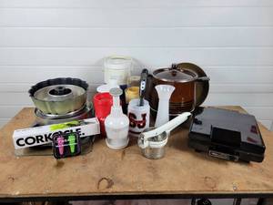 lot 265 image: Lot of Misc. Kitchen Items - Pampered Chef Chopper, Baking Pans, Cooking Appliances, Mugs, and More NO SHIPPING