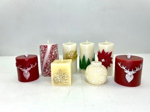 lot 435 image: 8 Holiday Festive Flameless Candles, Luminara