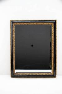 lot 289 image: Antique Dark Lacquered & Gilt Wood Frame Mirror