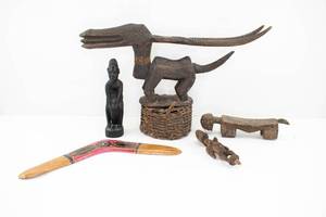 lot 397 image: 5 African and Indigenous People Style Wood Items