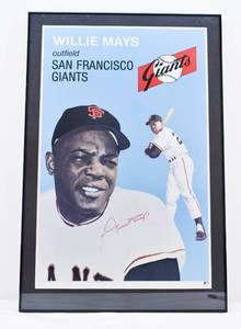 lot 260 image: Autographed Willie Mays San Francisco Giants Lithograph w COA