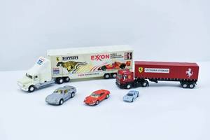 lot 274 image: 5 Ferrari & Porsche Collectible Toy Cars & Trucks