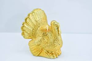 lot 180 image: Martha Stewart Luminara Gold Finish Turkey Flameless Candle