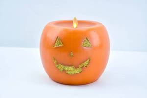 lot 187 image: Luminara Halloween Jack-O-Lantern Pumpkin Flameless Candle