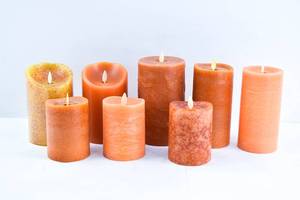 lot 193 image: 5 Luminara Embedded Leaves Flameless Candles