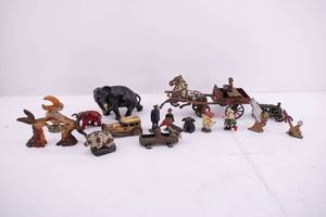 lot 401 image: 17 Antique Collectible Metal Objects & Toys
