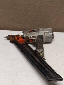 PASLODE PF150S-PP POSITIVE PLACEMENT NAIL GUN