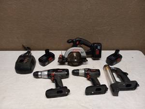 CRAFTSMAN 4 PIECE SET WITH CHARGER & 2 BATTERIES